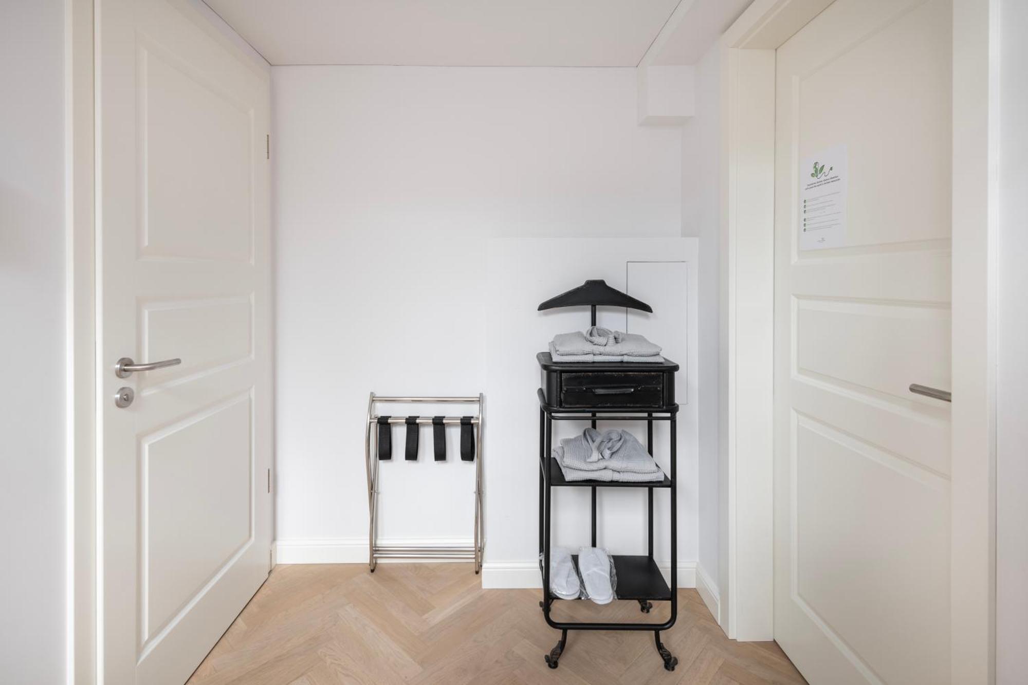 St Casimir Aparthotel